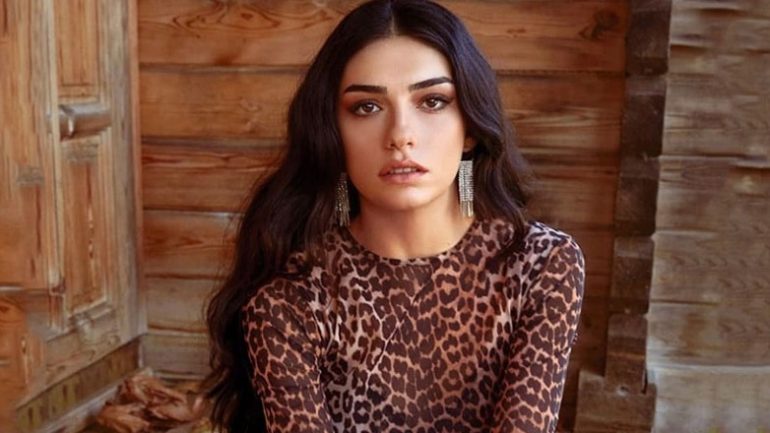 Hazar Ergüçlü’den skandal 1915 paylaşımı