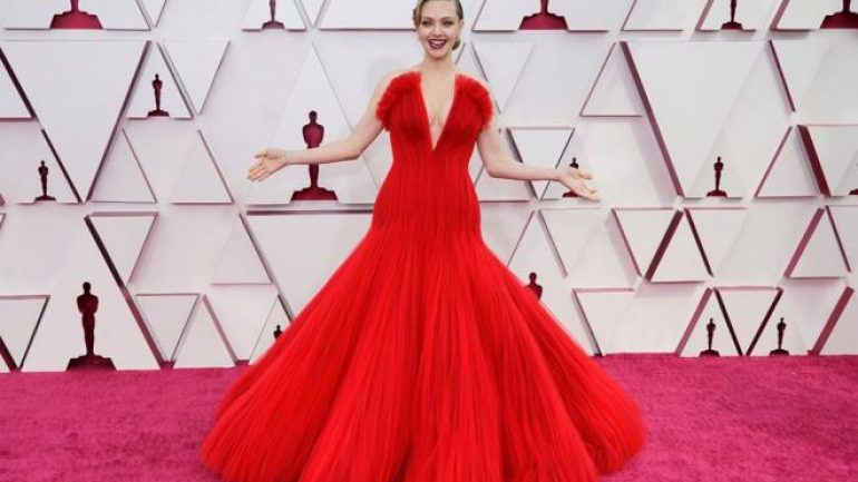 2021 Oscar Ödülleri’nde kırmızı halı şıklığı