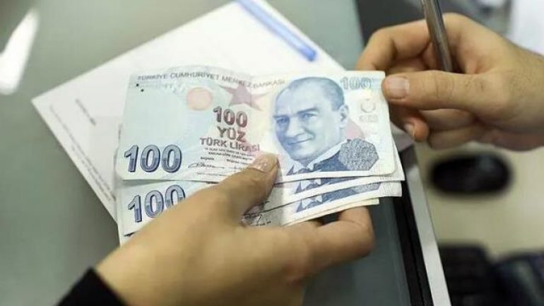 Cumhurbaşkanı Erdoğan duyurdu! Kısa çalışma ödeneği uzatıldı