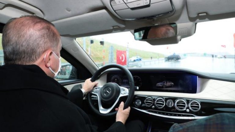 Cumhurbaşkanı Erdoğan, Kuzey Marmara Otoyolu’nun açılışında dev projeyi test etti