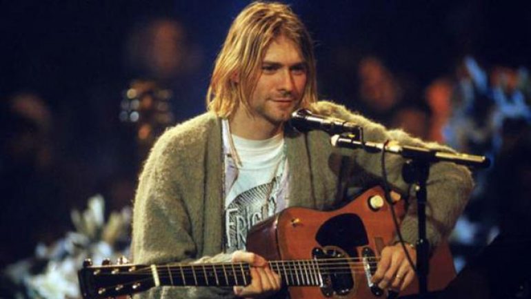 Kurt Cobain’in saç telleri açık artırmaya çıkarıldı