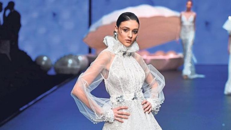 Eski Türküye Güzeli’nden sevgilisine korkunç tehtiti!