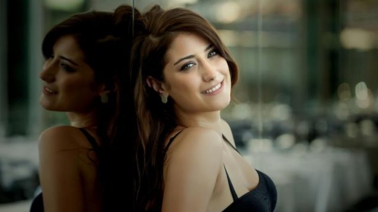 Hazal Kaya’dan radikal değişim! İnstagram’dan paylaştı