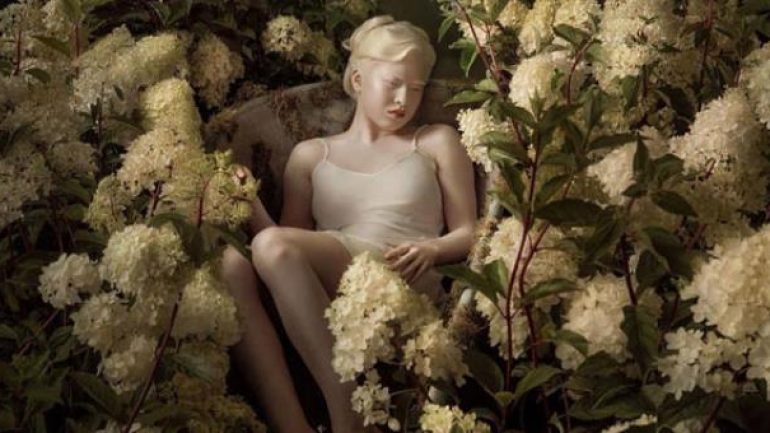 Yetimhaneden podyuma! Şueli Abbing’in model olma hikayesi