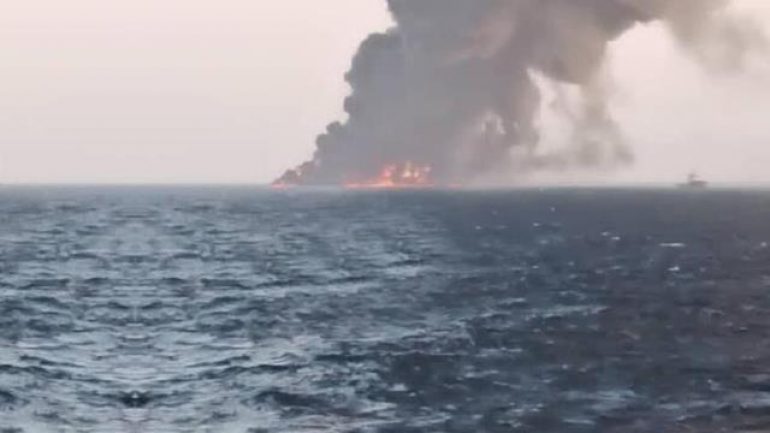 İran’ın en büyük savaş gemisi battı