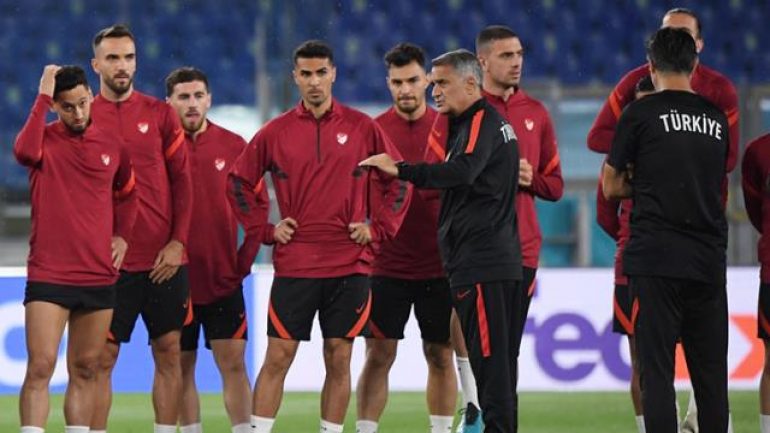 Şenol Güneş, İtalya maçının faturasını 4 futbolcuya kesti