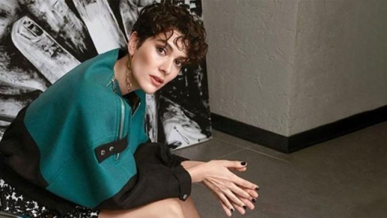 Bergüzar Korel isyan etti: Hiçbir çocuğa izinsiz dokunmayın