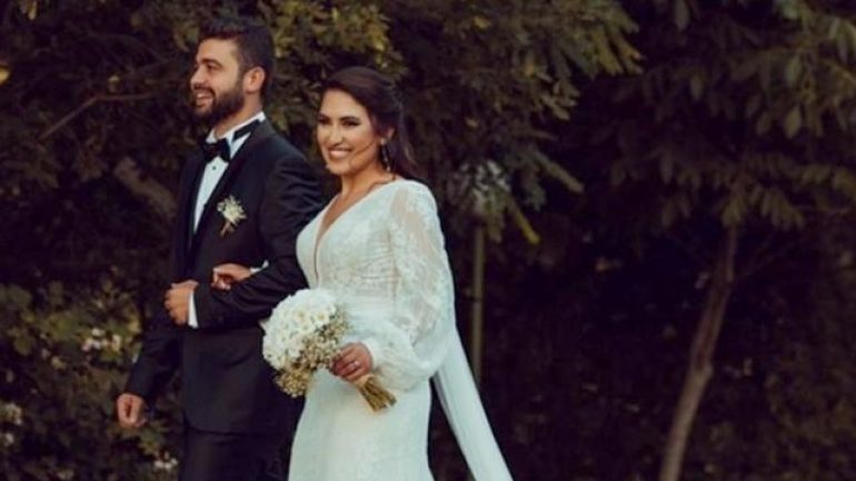 Oyuncu Cemile Canyurt ve Mertkan Kaya evlendi