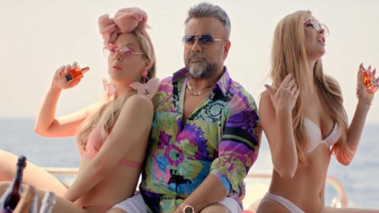Bülent Serttaş’a sansür şoku! Klibi yayından kaldırıldı