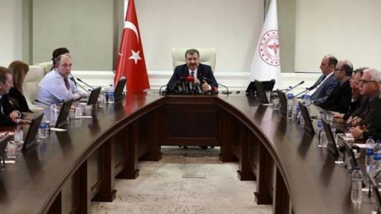 Bilim Kurulu toplanıyor! Gündemde, aşı olmayanları bekleyen kısıtlamalar var