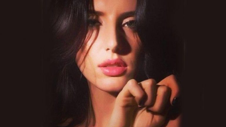 Ünlü manken, otogarda uyuşturucuyla yakalandı