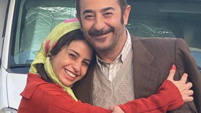 Usta oyuncu Ayberk Perkcan’ın ölümü Büşra Pekin’i gözyaşlarına boğdu