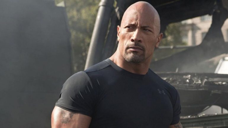 Dwayne Johnson yıllarca oynadığı oyunun filminde oynayacak