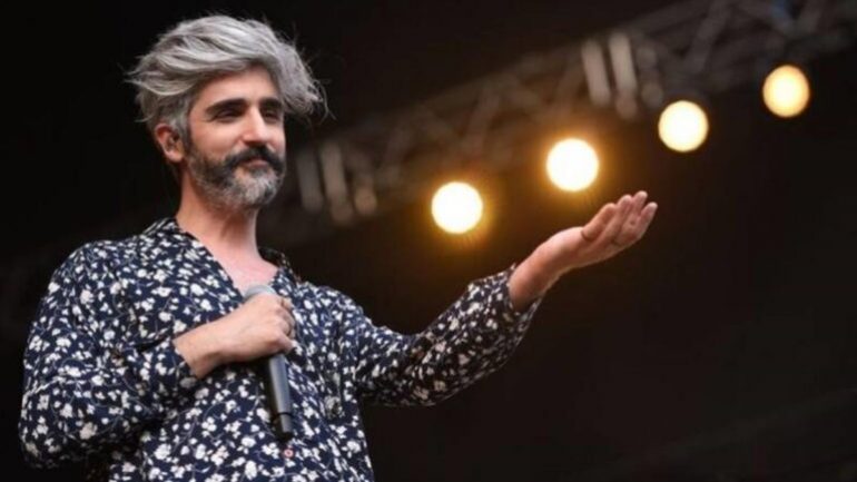 Konserini iptal eden Manuş Baba tepki toplayınca suçu işletmeye attı