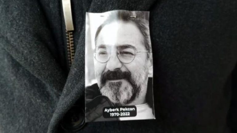 Ayberk Pekcan son yolculuğuna uğurlandı