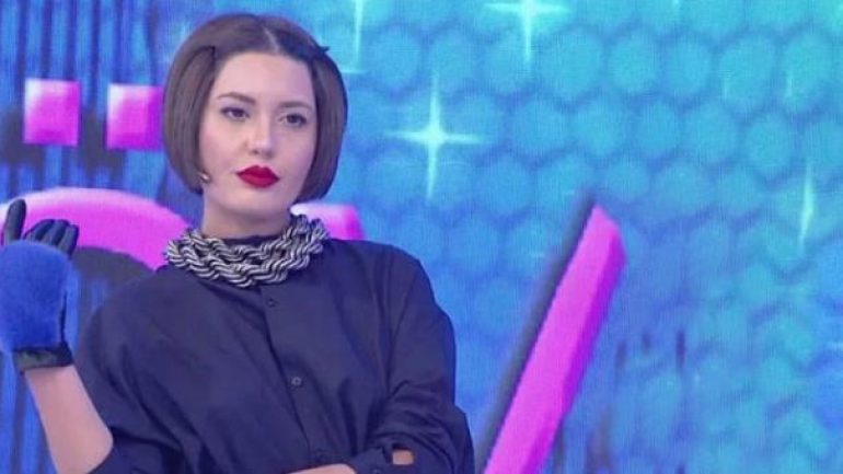 Bahar Candan, bile bile frikik verdi