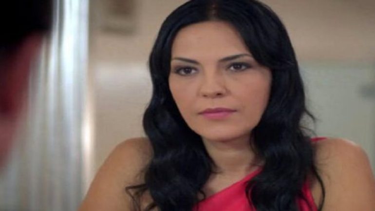 Sokak hayvanlarıyla ilgili sözlerinden dolayı boykot edilen Yeşim Salkım’dan eleştirilere sert yanıt