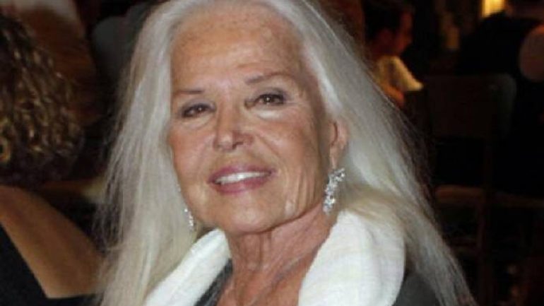 Gönül Yazar hayranlarını korkutmuştu! Gözünü kaybettiği söylenen şarkıcıdan sevindiren haber