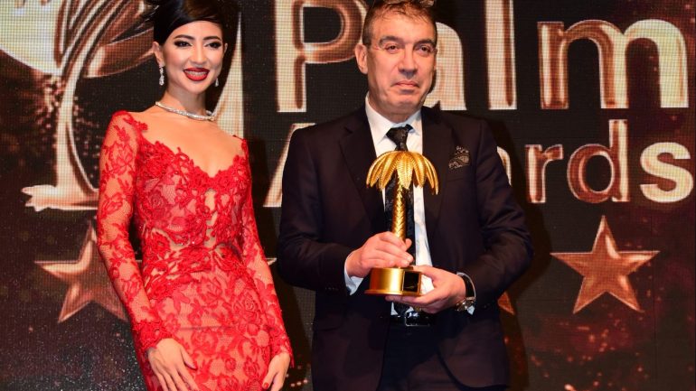 İş dünyasının devi Şahin Kırbıyık, Altın Palmiye’de Rüzgar Estirdi