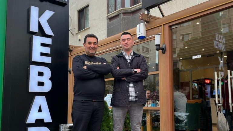 İstanbul’un Yeni Parlayan Yıldızı: Kuzu Kebap Lahmacun