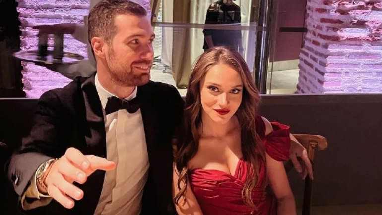 Miray Daner ile Oğulcan Engin buzları eritti! Barışma pozu geldi