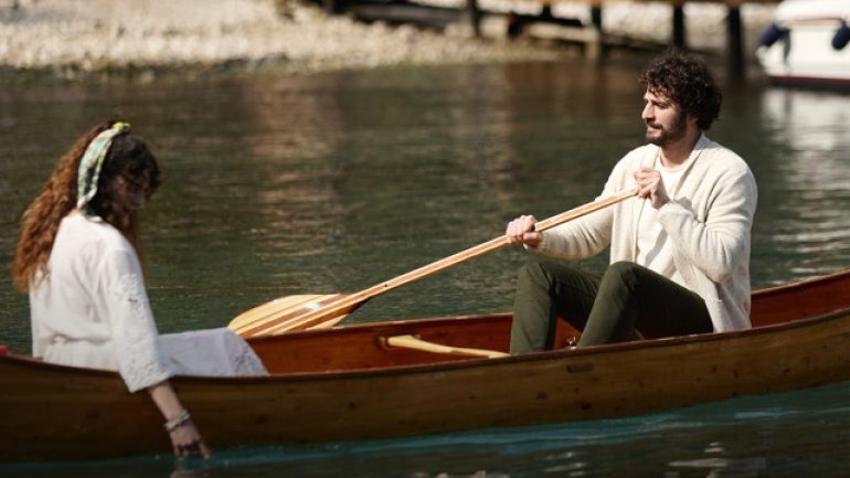 Ebru Şahin’in yeni dizisi başladı! Eşi Cedi Osman’dan romantik destek gecikmedi: Seninle gurur duyuyorum