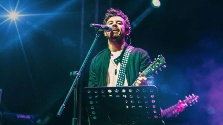 Buray yeni şarkısı hakkında konuştu: Radyolarda binbire vurduk