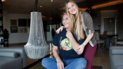 Yasmin Erbil babası Mehmet Ali Erbil’e resti çekti!