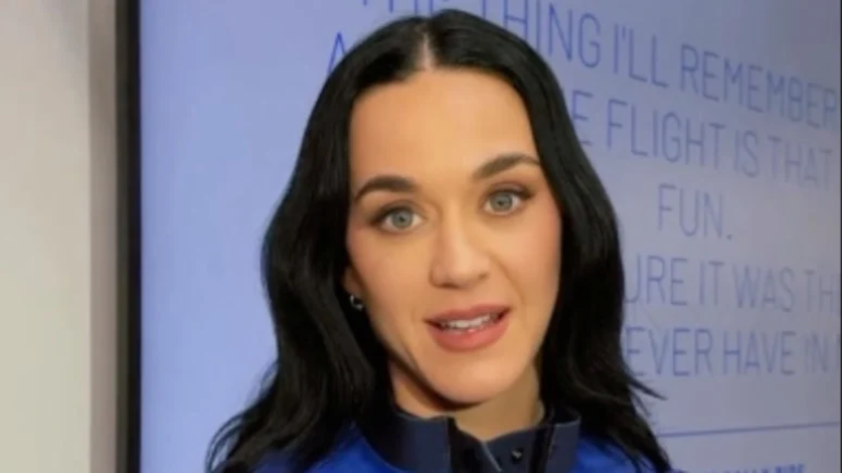 Ünlü pop yıldızı uzaya neden papatya götürdüğünü açıkladı