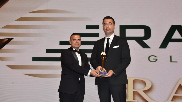 Rams ödüle doymuyor! 3 ödül…