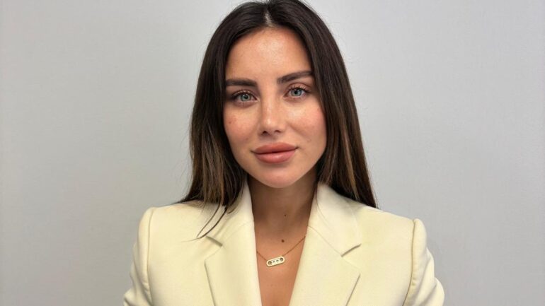 Avukat Nilgün Karabacak’tan Sosyal Medyada Hakaret Suçları Hakkında: