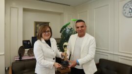 İstanbul İş İnsanları Derneği Başkanı Nedim Delibaş’tan Gaziantep Büyükşehir Belediye Başkanı Fatma Şahin’e Ziyaret